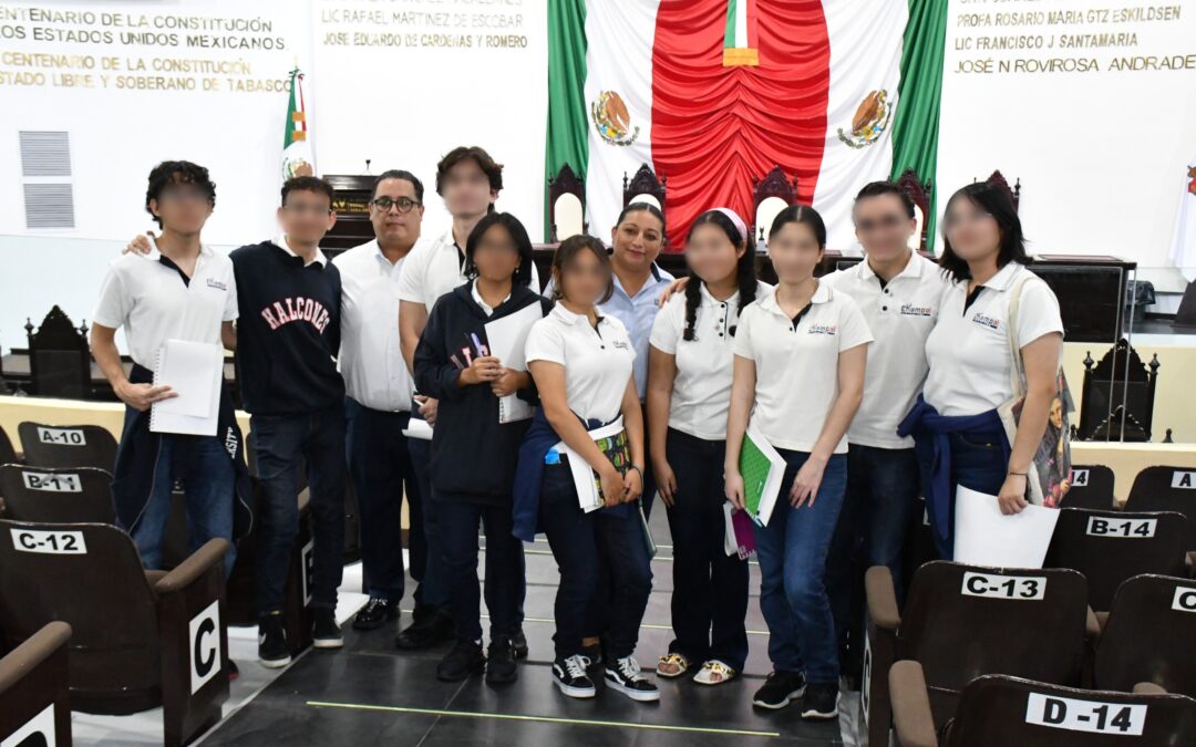 Visitan Congreso de Tabasco estudiantes del Colegio Champal