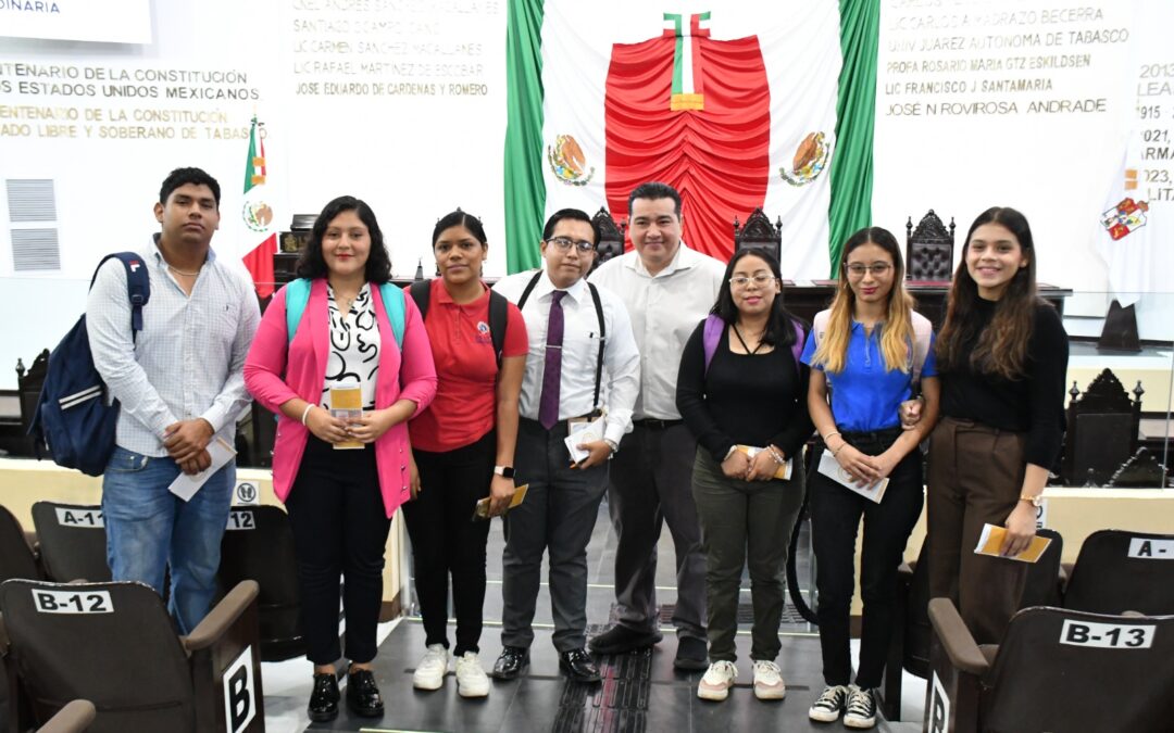 Recibe LXV Legislatura la visita de estudiantes universitarios