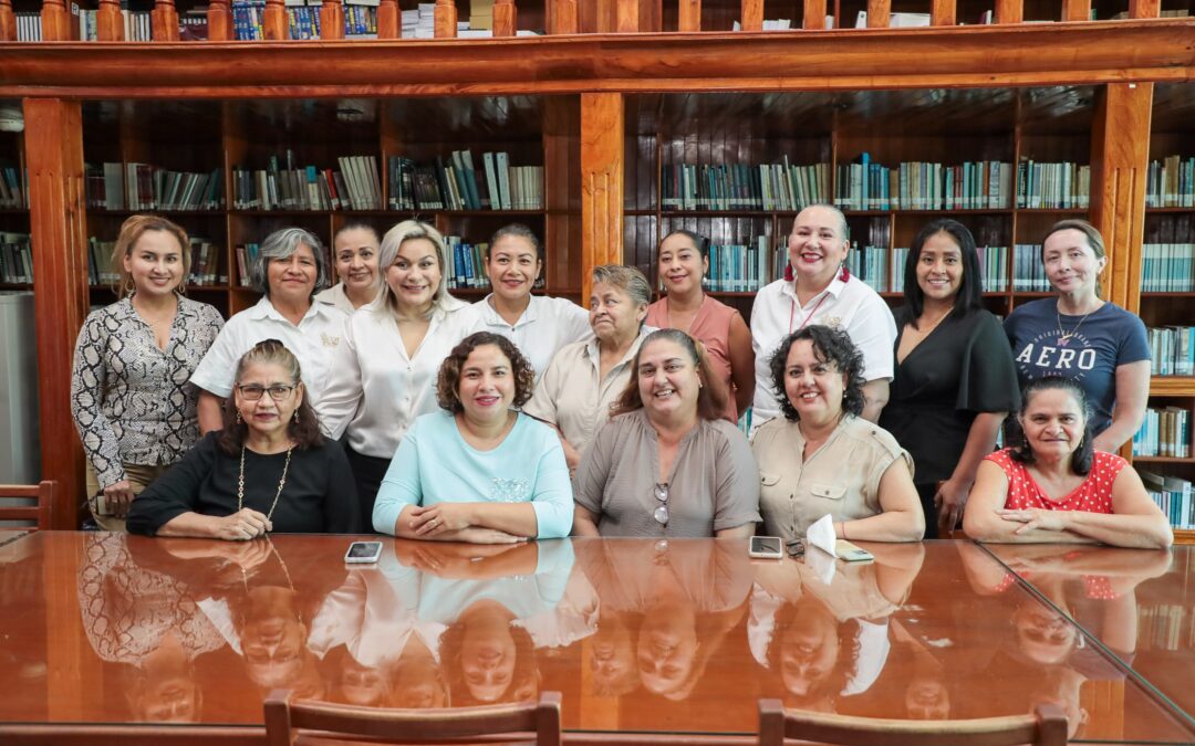 Participan trabajadoras del Congreso en Taller sobre violencia doméstica