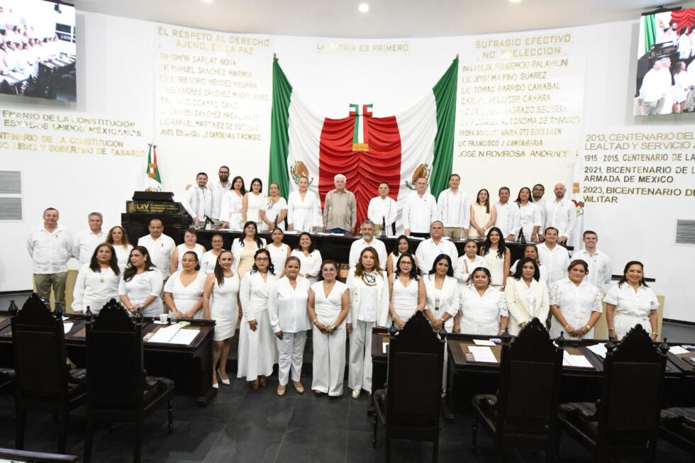 Rinden protesta 72 integrantes del nuevo Poder Judicial del Estado de ...