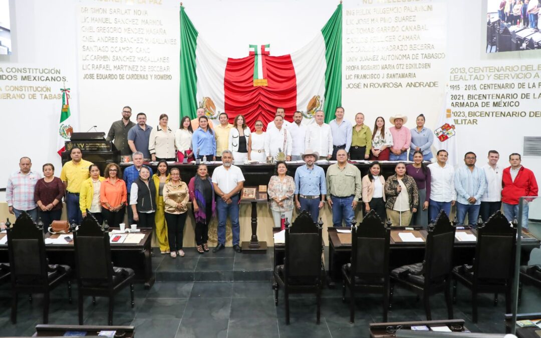 Rinden protestan integrantes del Comité de Participación Ciudadana del Sistema Estatal Anticorrupción