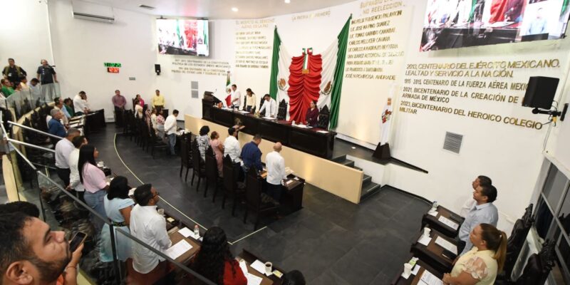 Guarda LXV Legislatura Minuto de Silencio en memoria de fallecidos en las instalaciones del Parque Tabasco