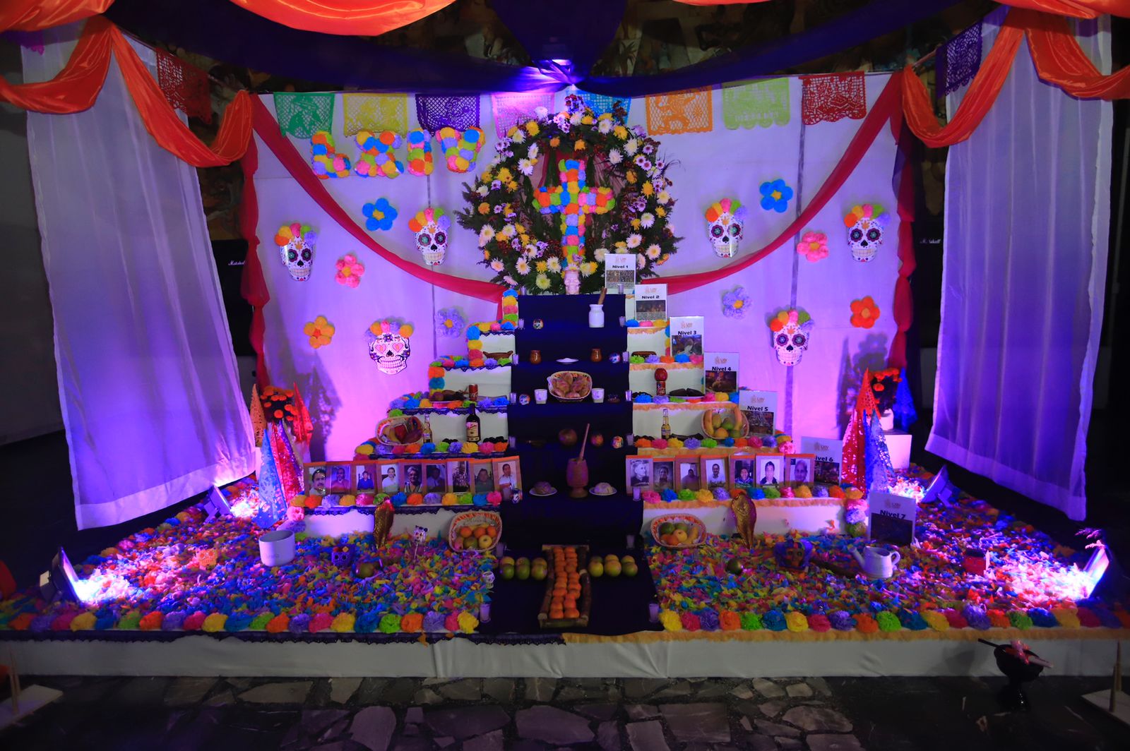 Colocan “altar De Muertos” En El Recinto Legislativo Congreso Del Estado De Tabasco 7264